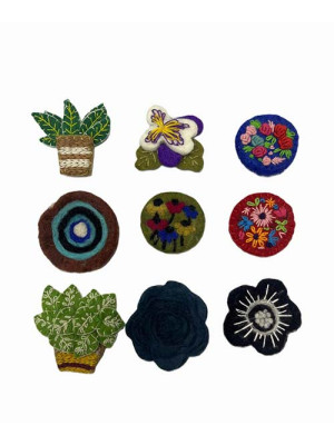 Brooch-01